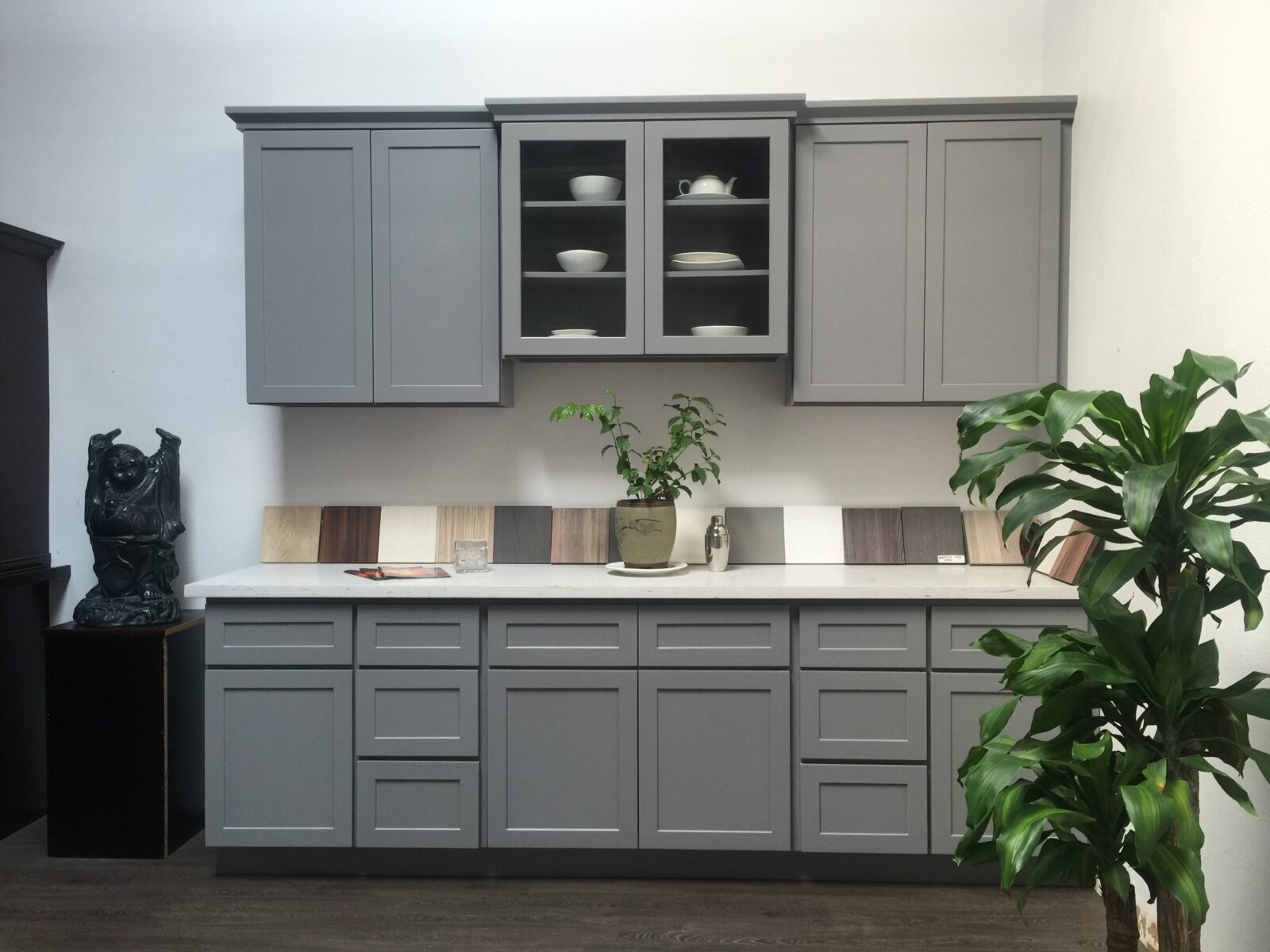 showroom grey shaker